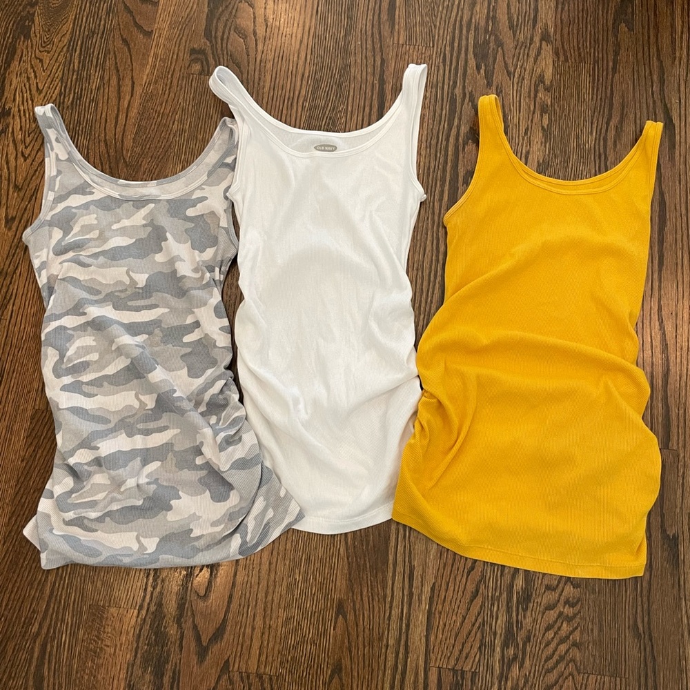 Maternity Ribbed tank top old navy XS